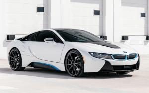 BMW i8 Coupe on Vossen Wheels (HF-3)